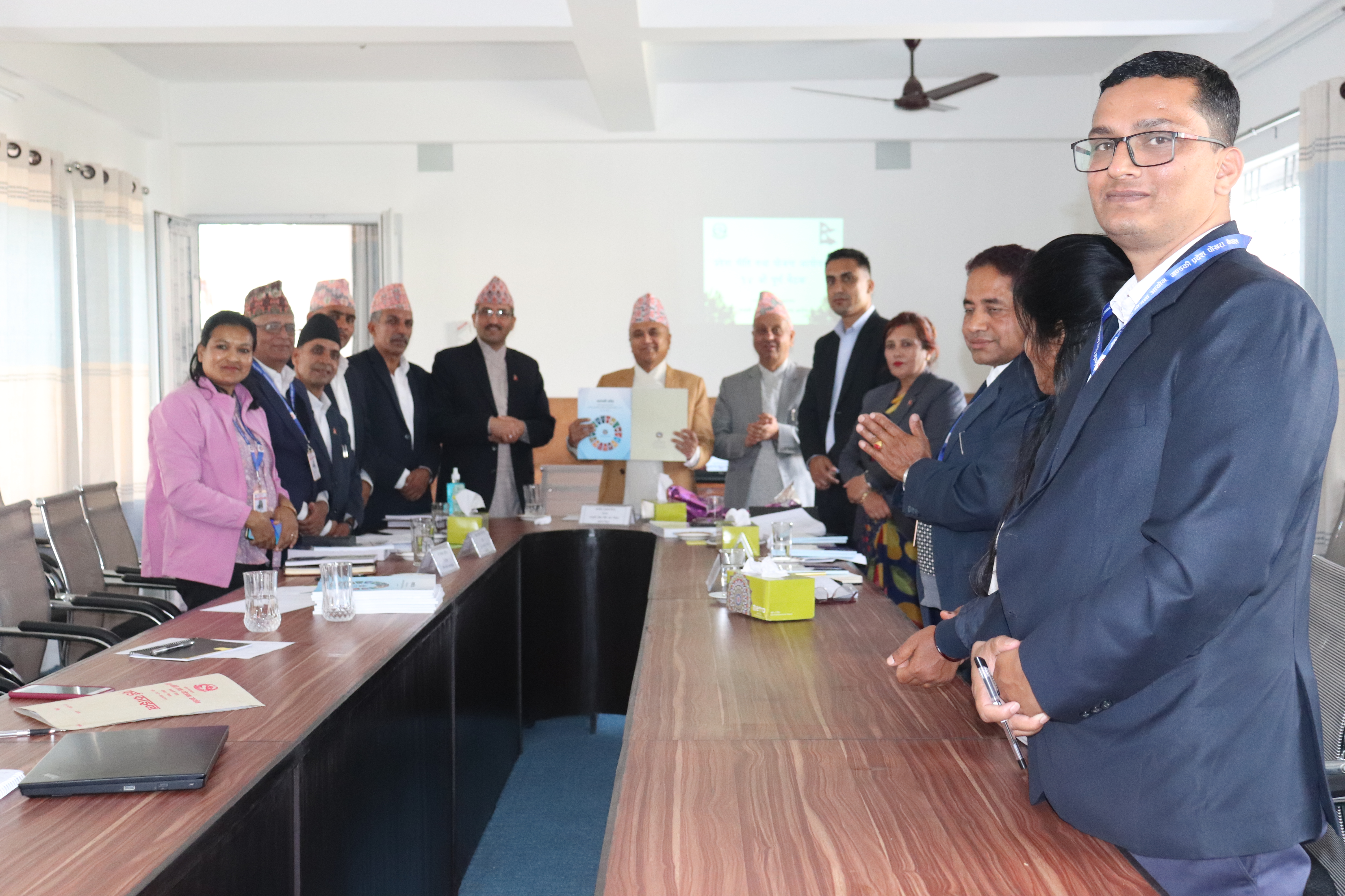 माननीय मुख्यमन्त्रीज्यूको अध्यक्षतामा बसेको १४ ‍औं पूर्ण बैठक तथा नवनिर्मित समीक्षालय भवन समुद्घाटन